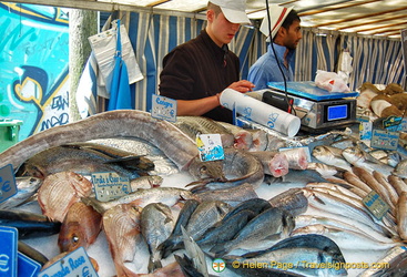 Heaps of fresh fish at Marché Président Wilson 